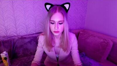 sweet_mol1y public webcam profile photo 7