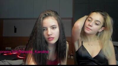 sweetie_karoline public webcam profile photo 8