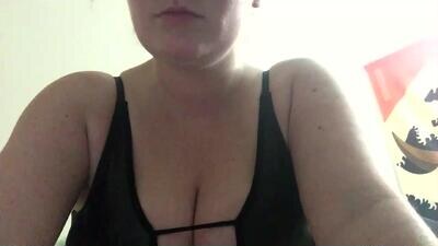 sweetrosiered public webcam profile photo 2