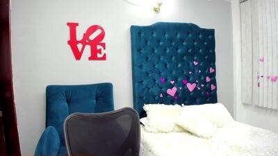 sweett_girl_ public webcam profile photo 4
