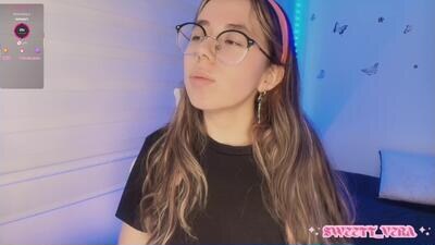 sweettvera_ public webcam profile photo 3
