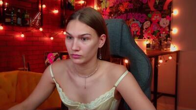 sweety_emilya public webcam profile photo 2