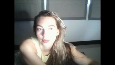 syrami public webcam profile photo 2
