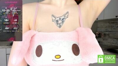 taitfollin public webcam profile photo 7