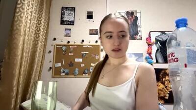tamiecaimi public webcam profile photo 2
