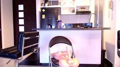 tarawhite_ public webcam profile photo 6