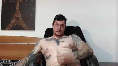 tattooedhunk_ public webcam profile photo 9
