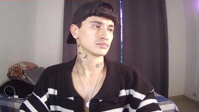 taylor_024 public webcam profile photo 6