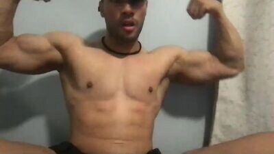 taylorbold public webcam profile photo 2