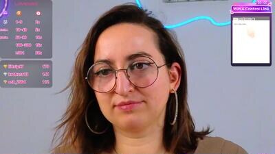 teasemilf public webcam profile photo 4