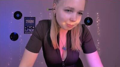 teya_starling public webcam profile photo 10