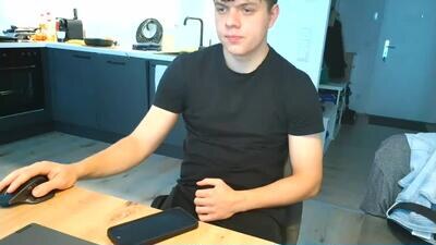 thecuteguy144949 public webcam profile photo 2