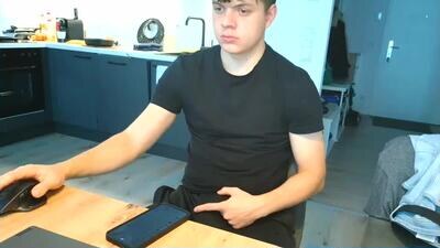 thecuteguy144949 public webcam profile photo 3
