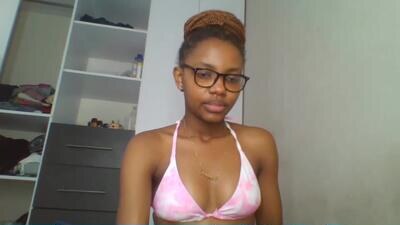 theequinn public webcam profile photo 4