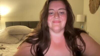 theolivemae public webcam profile photo 2