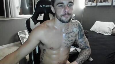 theufcfan_8181 public webcam profile photo 4