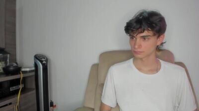 thiaan__ public webcam profile photo 3