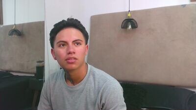 thiago_n_sahara public webcam profile photo 2