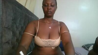 thicky_rue public webcam profile photo 3