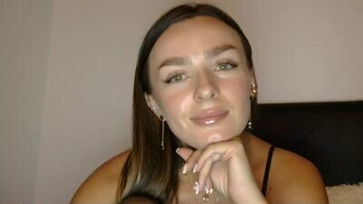 thisgirl_x public webcam profile photo 2