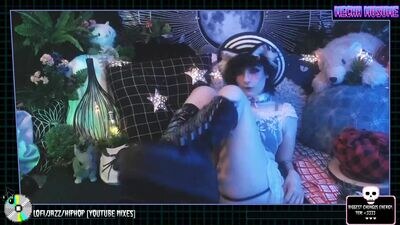 those_darn_frigs public webcam profile photo 4