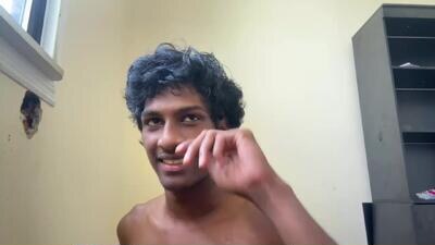 throwingslip public webcam profile photo 2