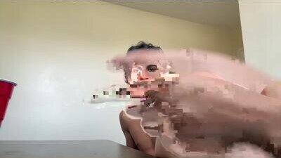 throwingslip public webcam profile photo 8