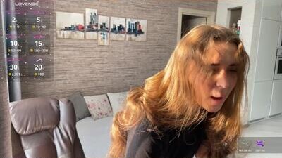 tiana_belle_ public webcam profile photo 8