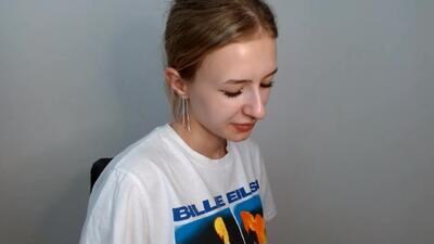 tiarasmile public webcam profile photo 4