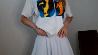 tiarasmile public webcam profile photo 6