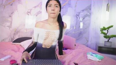 tiffany_yi public webcam profile photo 7