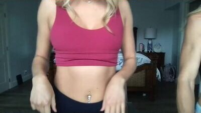 tiffstreatsxoxo public webcam profile photo 9