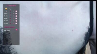 tinawincee public webcam profile photo 8