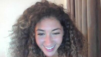 tinayoudream public webcam profile photo 3