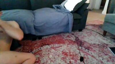 tinyassbossymilf public webcam profile photo 3