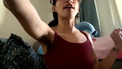 tinyhairycherry public webcam profile photo 6