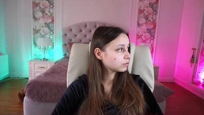 tinynataliee public webcam profile photo 2