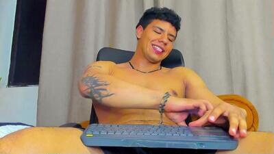 tobiaz_vega public webcam profile photo 3