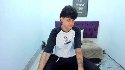 tomboy_natali public webcam profile photo 2