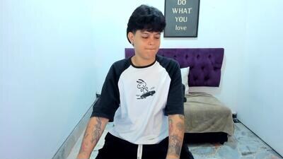 tomboy_natali public webcam profile photo 4