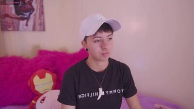 tomboy_tommy public webcam profile photo 4