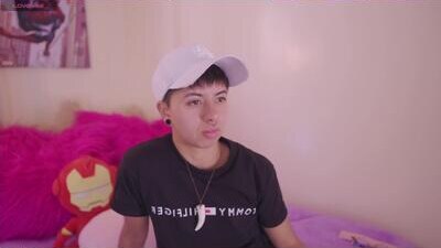 tomboy_tommy public webcam profile photo 8