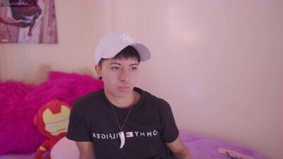 tomboy_tommy public webcam profile photo 9