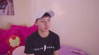 tomboy_tommy public webcam profile photo 10