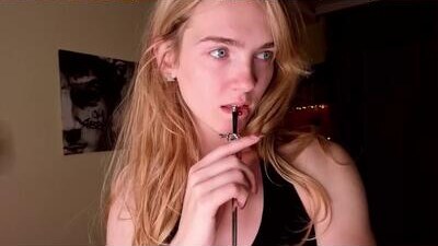 tomikavilandre public webcam profile photo 9