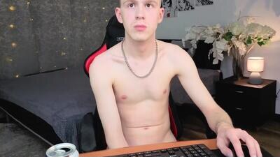 tommy_crash public webcam profile photo 3