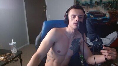 tommystrokes_
