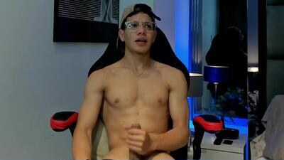 tony_petrov public webcam profile photo 4