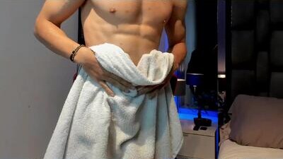 tony_petrov public webcam profile photo 6
