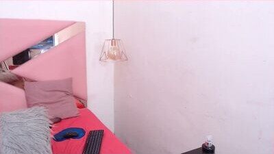 tory_montannax public webcam profile photo 6